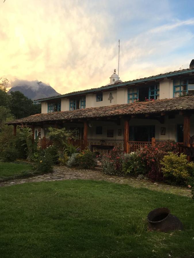 Las Palmeras Inn Otavalo Extérieur photo